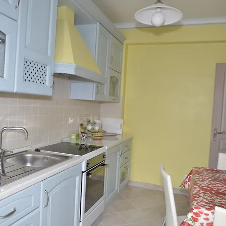 アパート Noisette マントン